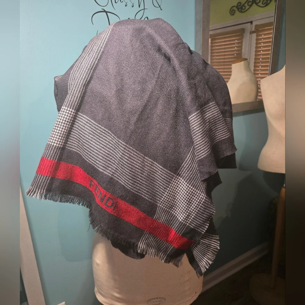 Sophisticated Fendi Gray Scarf
